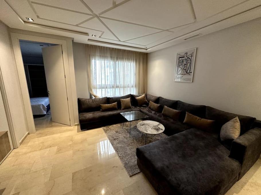 Moderne, Luxueux Et Front De Apartment